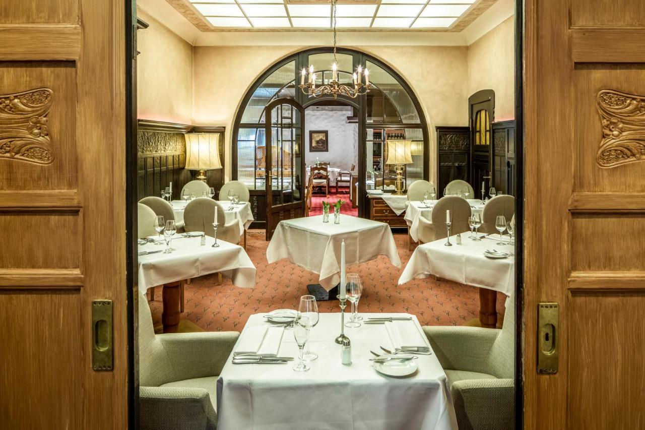 Vital Resort Muehl 巴特劳特堡 外观 照片 The restaurant in 2014